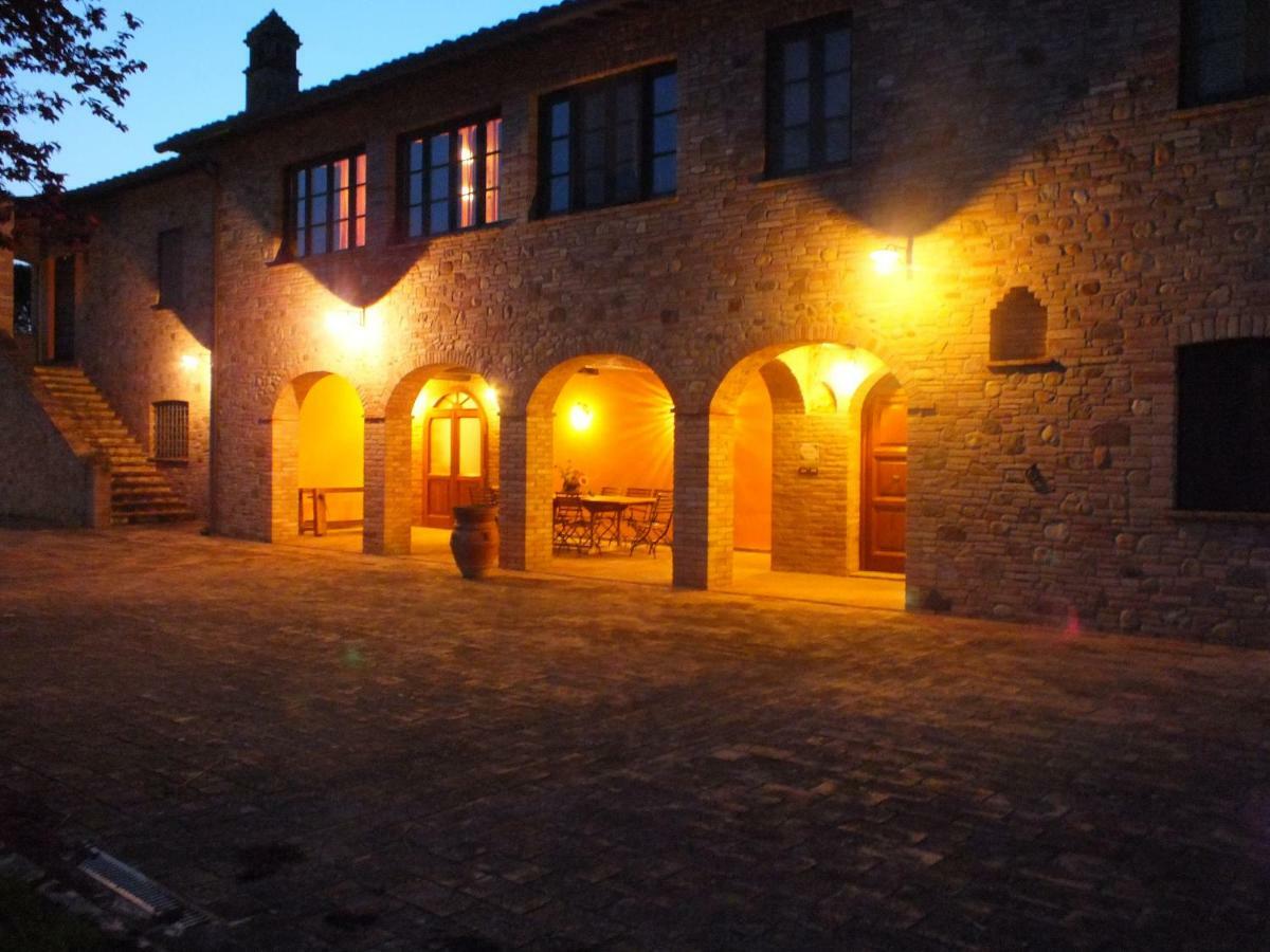 Agriturismo Wine Casale Villa Chiara Торджано Экстерьер фото
