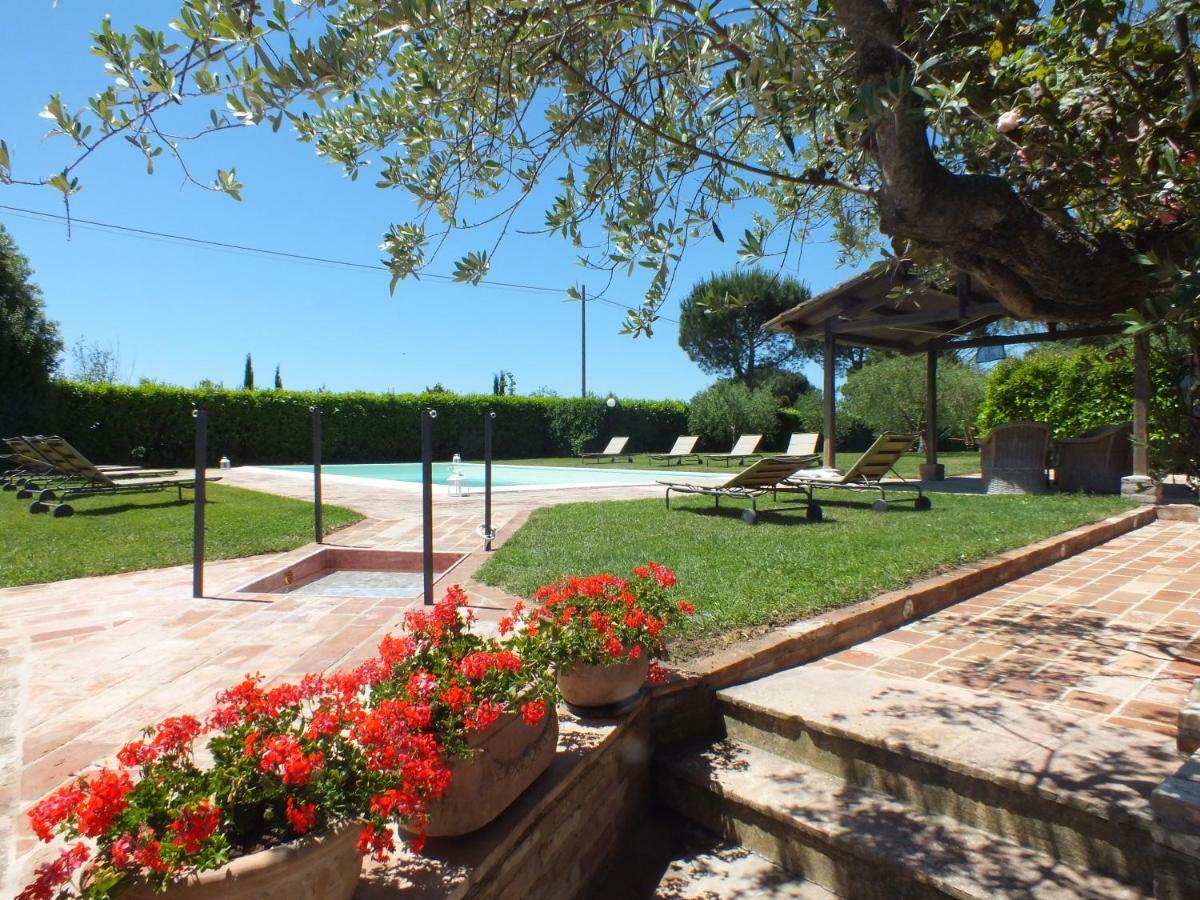 Agriturismo Wine Casale Villa Chiara Торджано Экстерьер фото