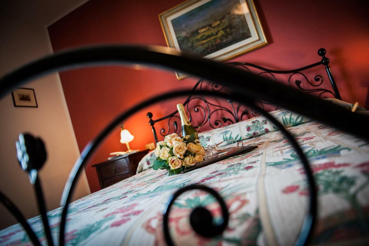 Agriturismo Wine Casale Villa Chiara Торджано Экстерьер фото