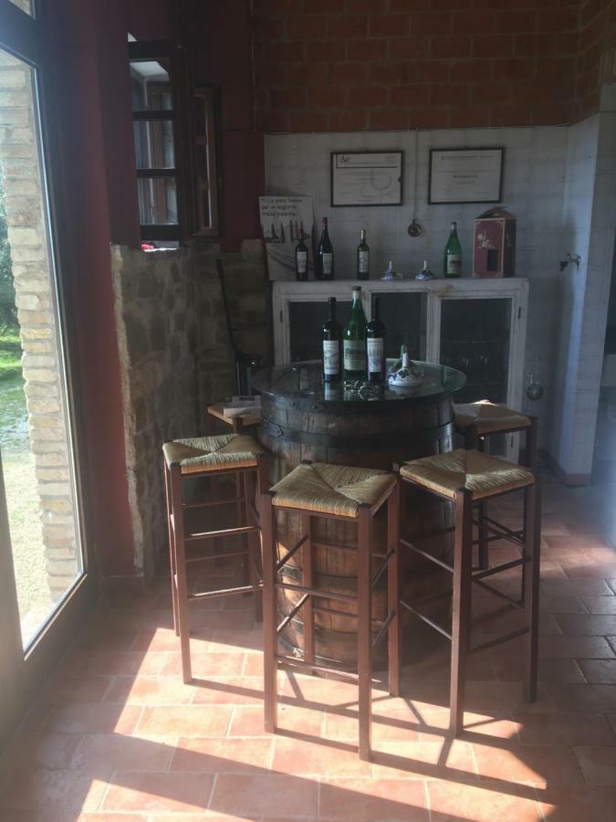 Agriturismo Wine Casale Villa Chiara Торджано Экстерьер фото